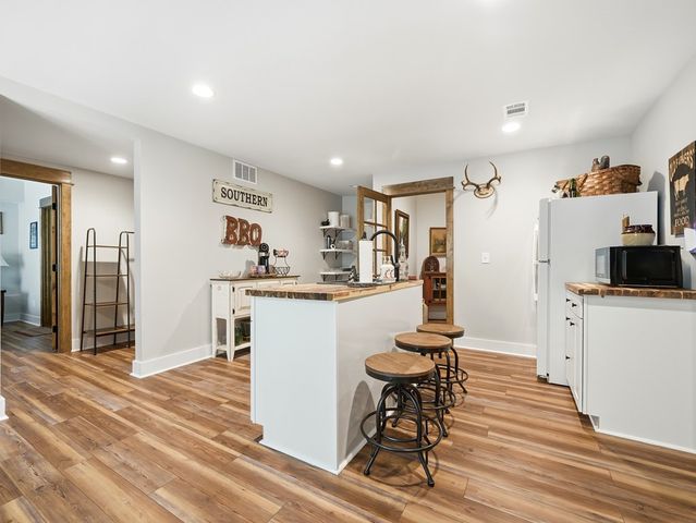 214 Kelly Lane, Ellijay, GA 30540