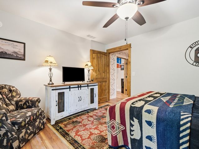 214 Kelly Lane, Ellijay, GA 30540