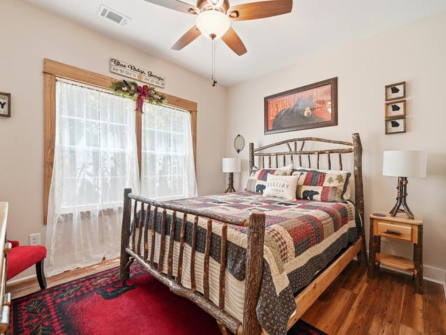214 Kelly Lane, Ellijay, GA 30540