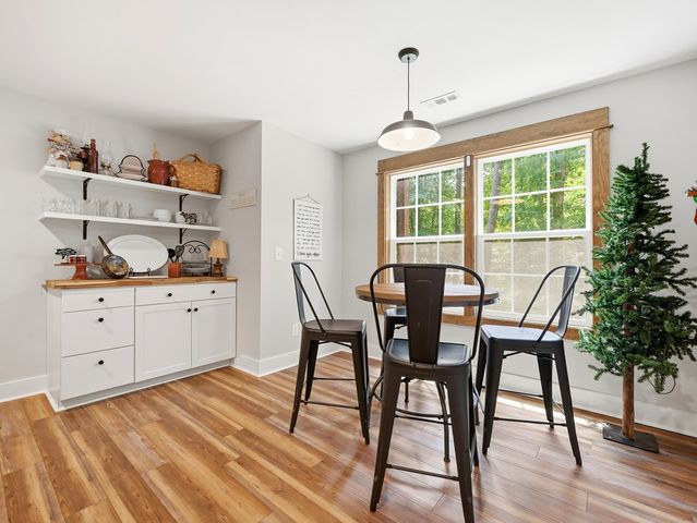 214 Kelly Lane, Ellijay, GA 30540