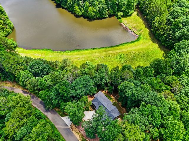 214 Kelly Lane, Ellijay, GA 30540