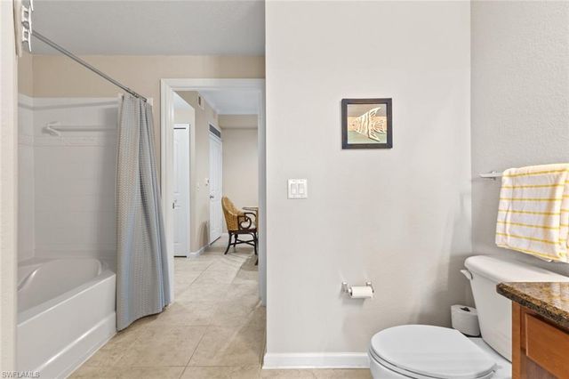 12920 Positano CIR 203, Naples, FL 34105