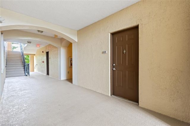 12920 Positano CIR 203, Naples, FL 34105