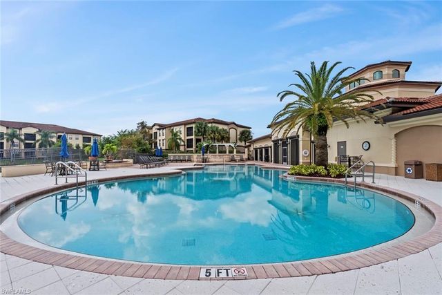 12920 Positano CIR 203, Naples, FL 34105