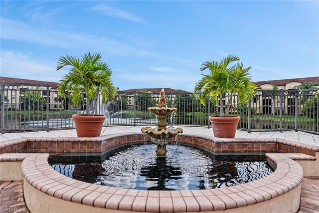 12920 Positano CIR 203, Naples, FL 34105