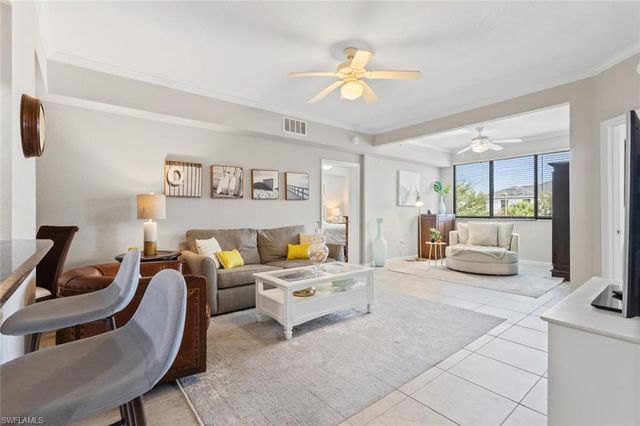 12920 Positano CIR 203, Naples, FL 34105
