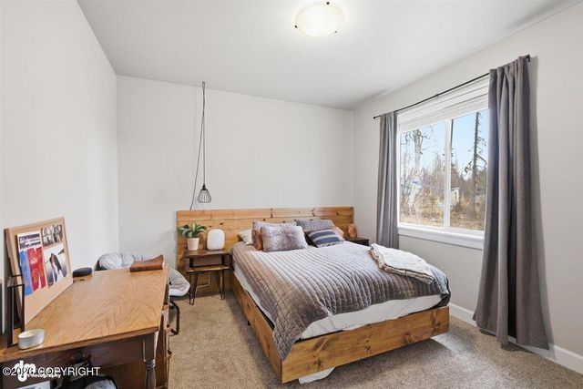 6301 W Creeksedge Drive, Wasilla, AK 99623