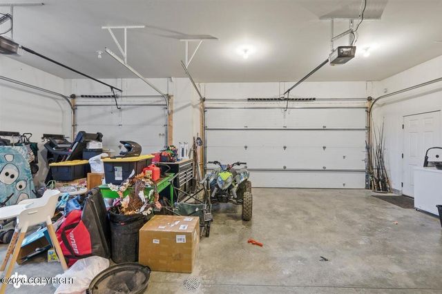 6301 W Creeksedge Drive, Wasilla, AK 99623