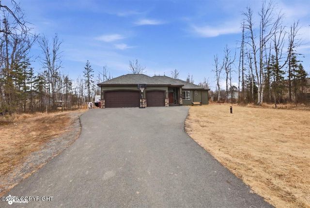 6301 W Creeksedge Drive, Wasilla, AK 99623