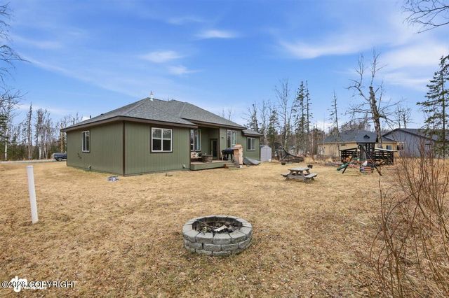 6301 W Creeksedge Drive, Wasilla, AK 99623