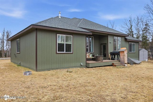 6301 W Creeksedge Drive, Wasilla, AK 99623