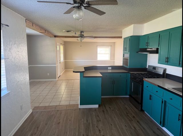 1306 21st Street, Mineral Wells, TX 76067