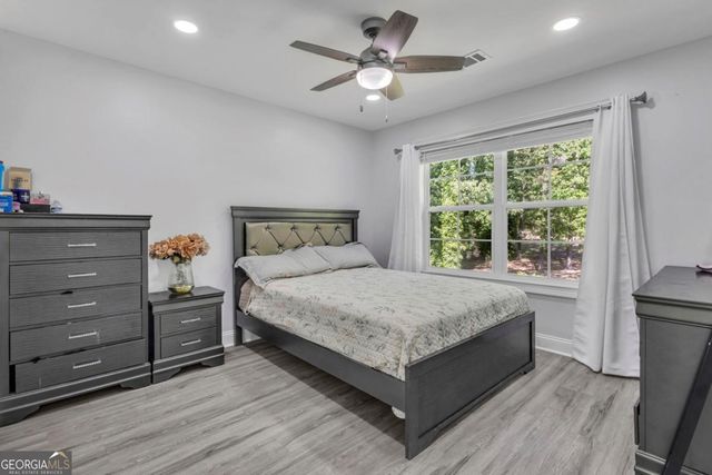 81 Hager Drive, Riverdale, GA 30274