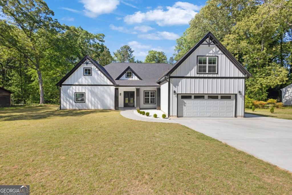 81 Hager Drive, Riverdale, GA 30274