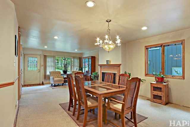 144 Oakwood Drive, Antioch, IL 60002