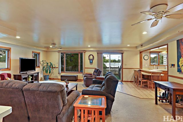 144 Oakwood Drive, Antioch, IL 60002