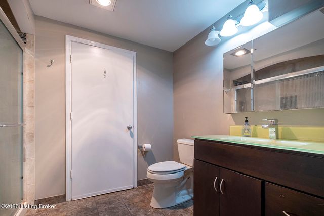 2043 Douglass Blvd APT 21, Louisville, KY 40205