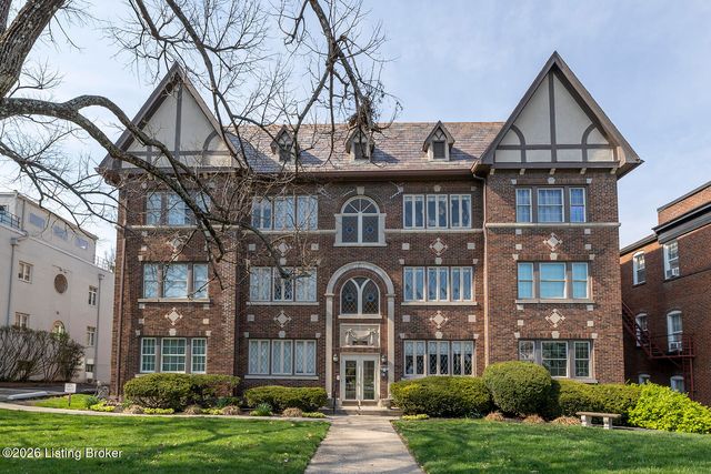 2043 Douglass Blvd APT 21, Louisville, KY 40205
