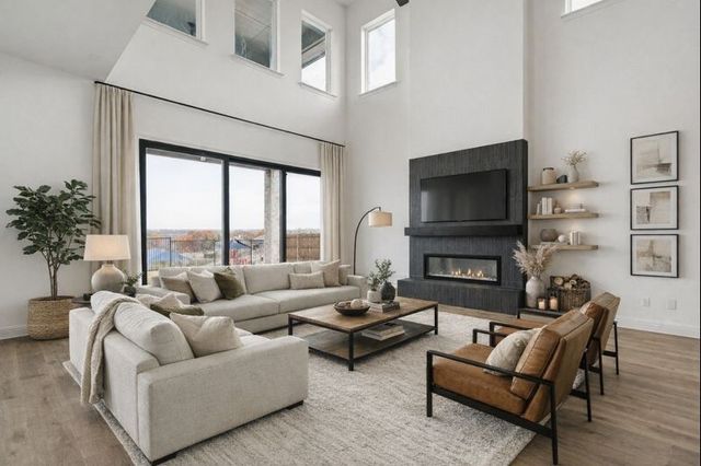 1014 Emerald Trace Drive, Justin, TX 76247