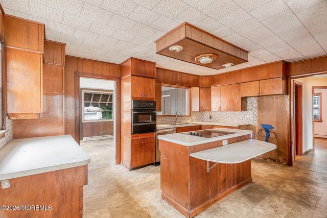 303 Cedar Avenue, Manasquan, NJ 08736