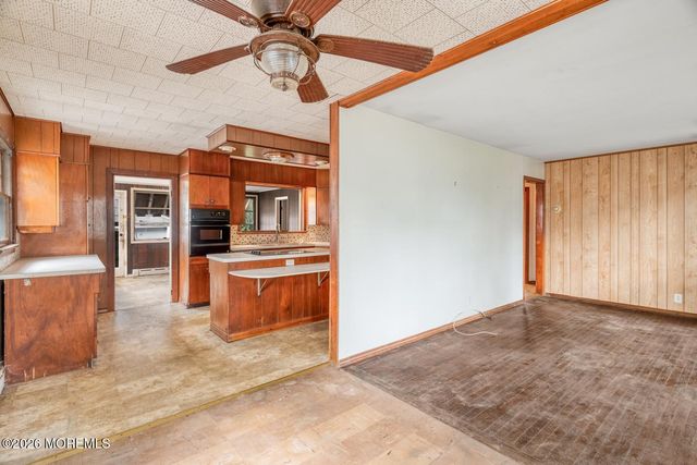 303 Cedar Avenue, Manasquan, NJ 08736
