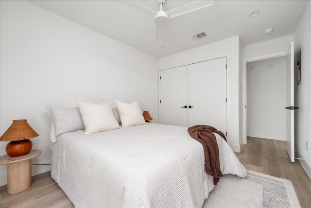 1905 Albury CV B, Austin, TX 78758