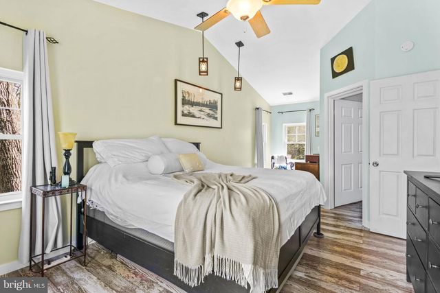 90 PARK AVE, Edgewater, MD 21037