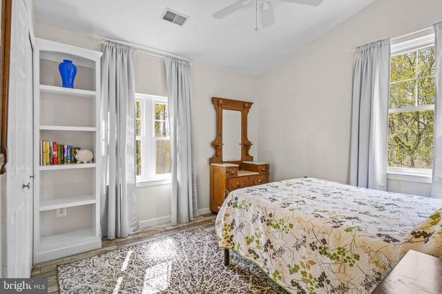 90 PARK AVE, Edgewater, MD 21037