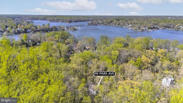 90 PARK AVE, Edgewater, MD 21037