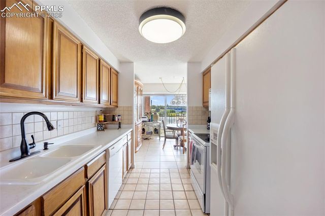 411 Lakewood Circle B533, Colorado Springs, CO 80910