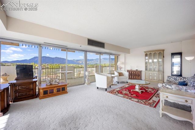 411 Lakewood Circle B533, Colorado Springs, CO 80910