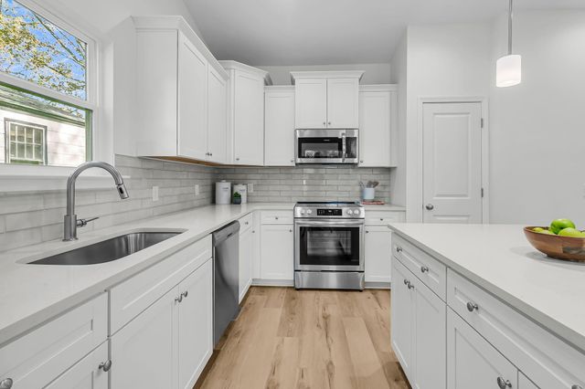 2634 Harvey Avenue, North Charleston, SC 29405