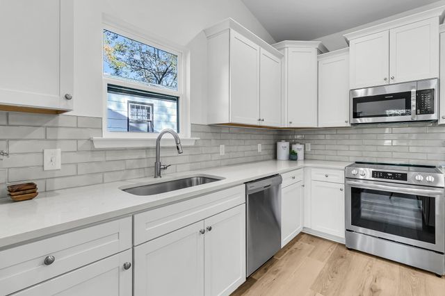 2634 Harvey Avenue, North Charleston, SC 29405