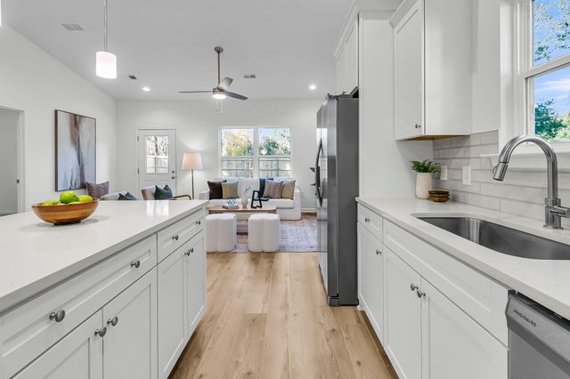 2634 Harvey Avenue, North Charleston, SC 29405