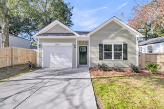 2634 Harvey Avenue, North Charleston, SC 29405
