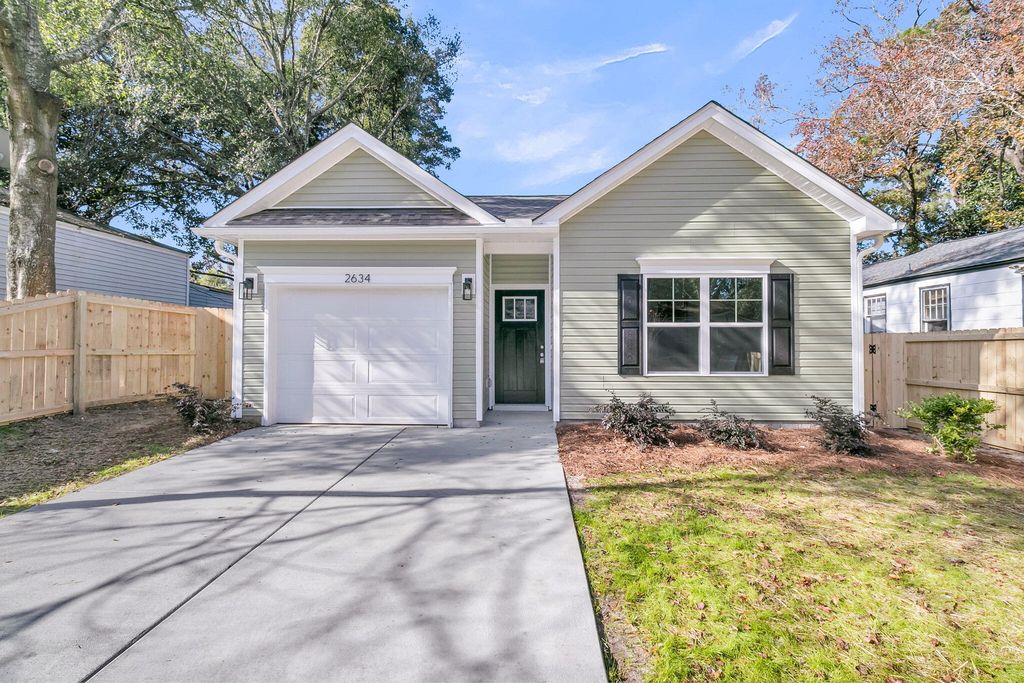 2634 Harvey Avenue, North Charleston, SC 29405