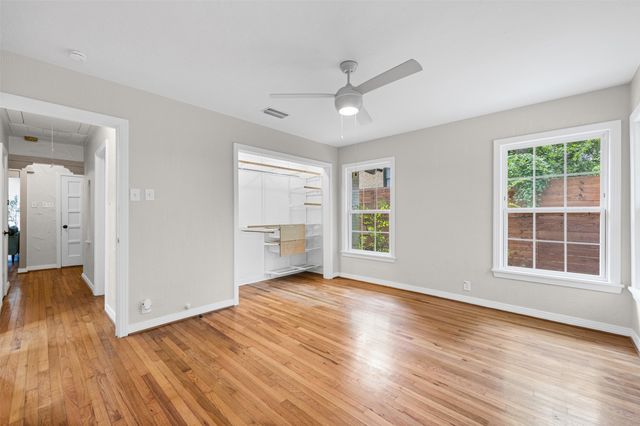 311 N Tennant Street, Dallas, TX 75208