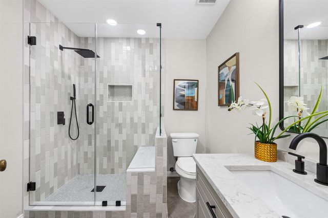 311 N Tennant Street, Dallas, TX 75208