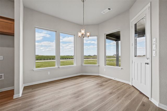 180 Aurora Avenue, Valley View, TX 76272