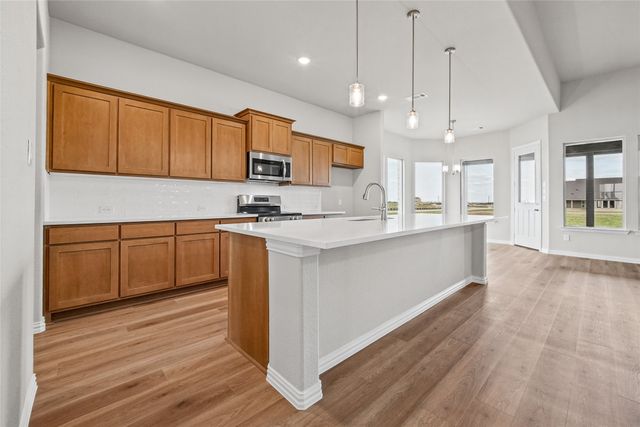 180 Aurora Avenue, Valley View, TX 76272