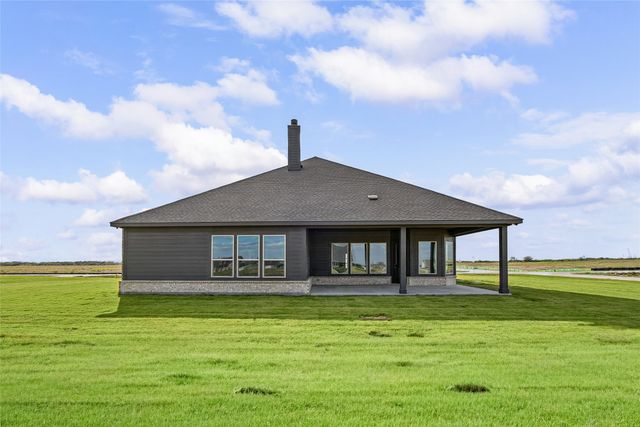 180 Aurora Avenue, Valley View, TX 76272