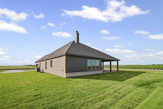 180 Aurora Avenue, Valley View, TX 76272