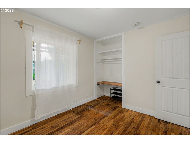 7214 Ne 9TH Ave, Portland, OR 97211