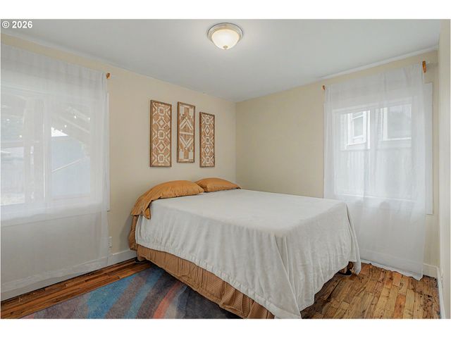 7214 Ne 9TH Ave, Portland, OR 97211