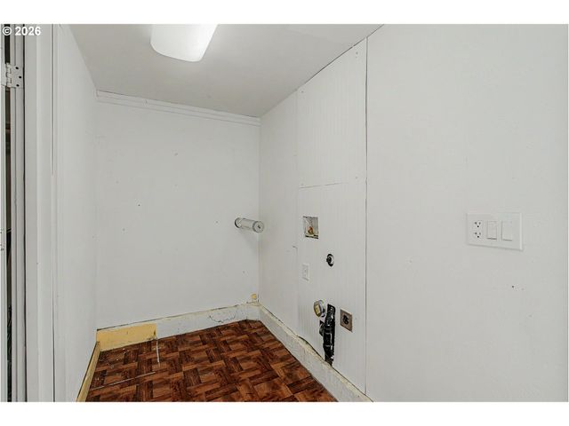 7214 Ne 9TH Ave, Portland, OR 97211