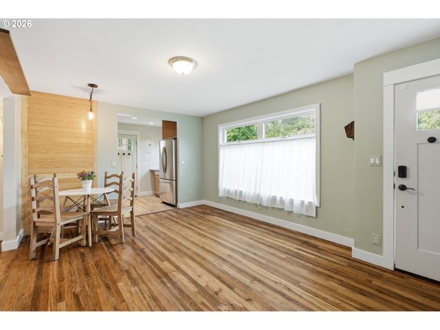 7214 Ne 9TH Ave, Portland, OR 97211