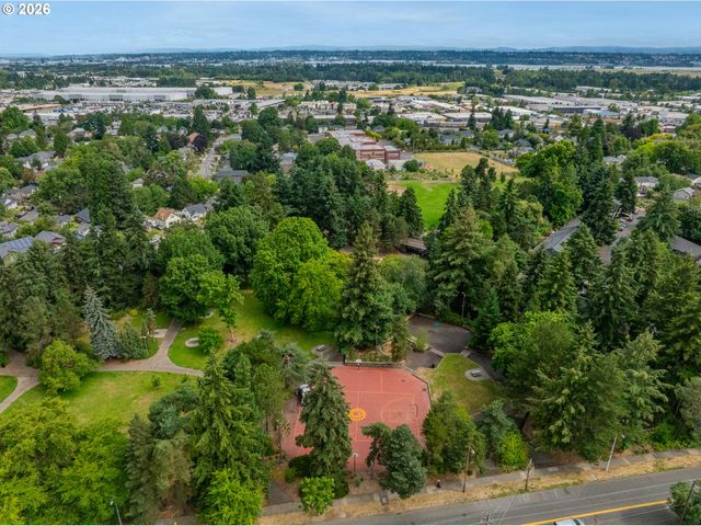 7214 Ne 9TH Ave, Portland, OR 97211