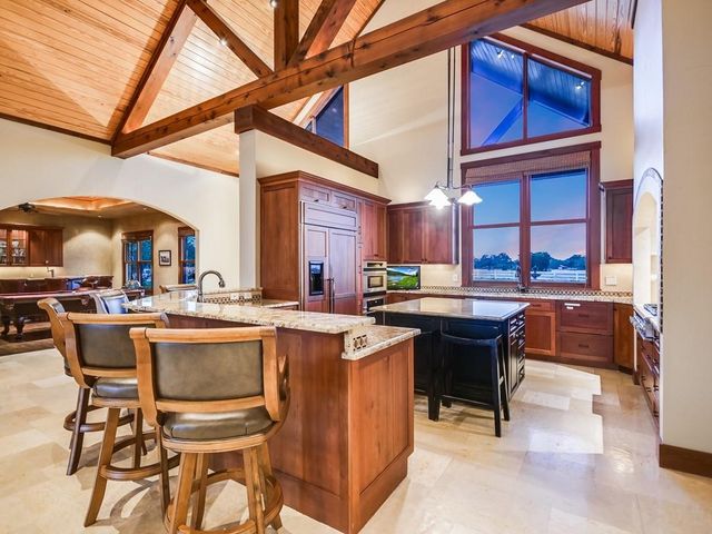 1584 County Road 226 RD, Giddings, TX 78942