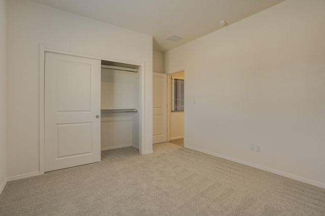 4869 Guadalupe Peak Street SW, Los Lunas, NM 87031