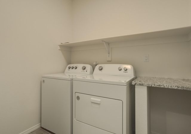 4869 Guadalupe Peak Street SW, Los Lunas, NM 87031